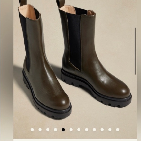 Banana Republic Shoes - Banana Republic Khaki Ankle Booties